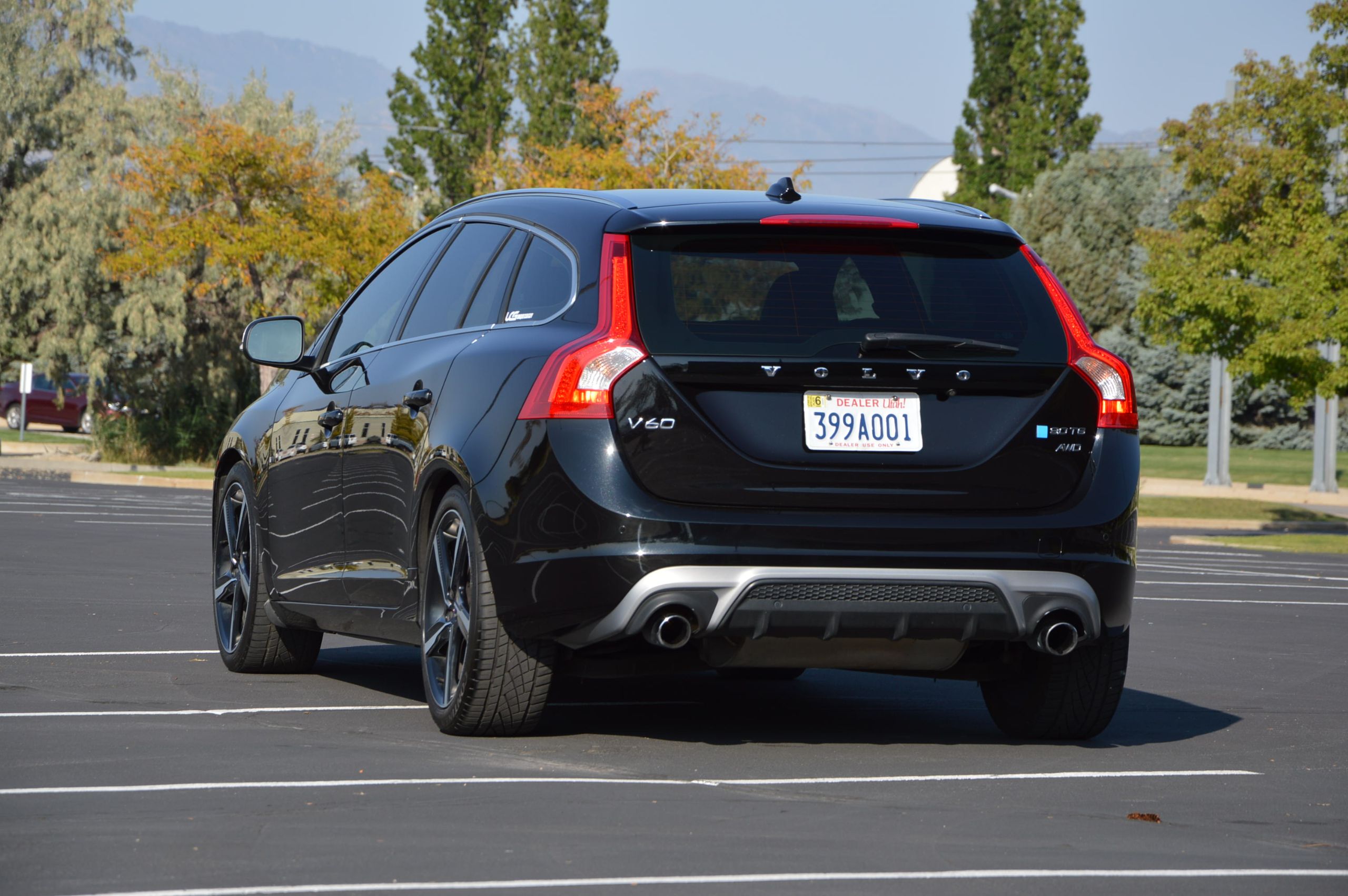 2016 Volvo V60 Wagon T6 Platinum RDesign AWD Unique Car Guy